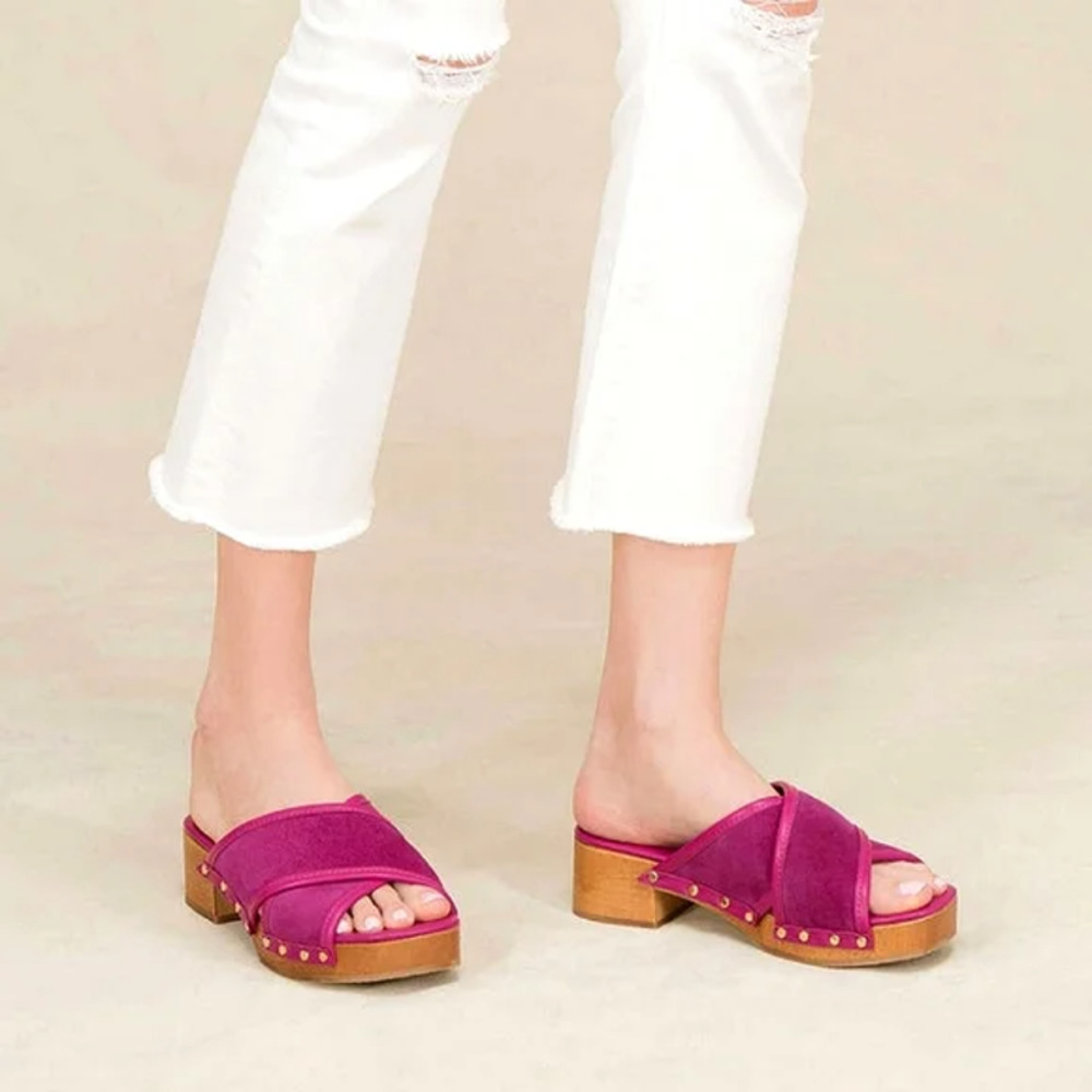 NIB M. Gemi The Mariella Fuchsia Pink Suede Clog Heel Sandals Womens Size 38.5/8